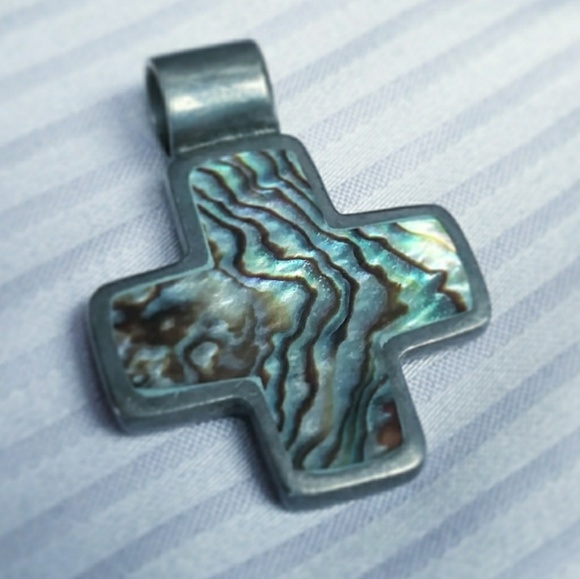 Vintage Jewelry - Vintage, Abalone Signed Pendant Vintage Jewelry - Vintage, Abalone Signed Pendant